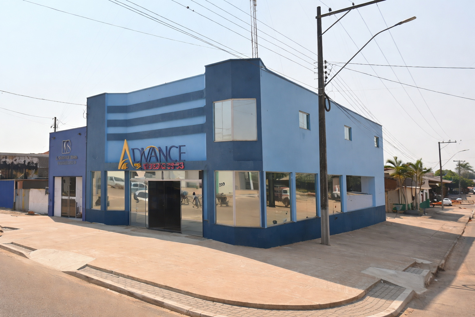 Fachada da Advance Informática